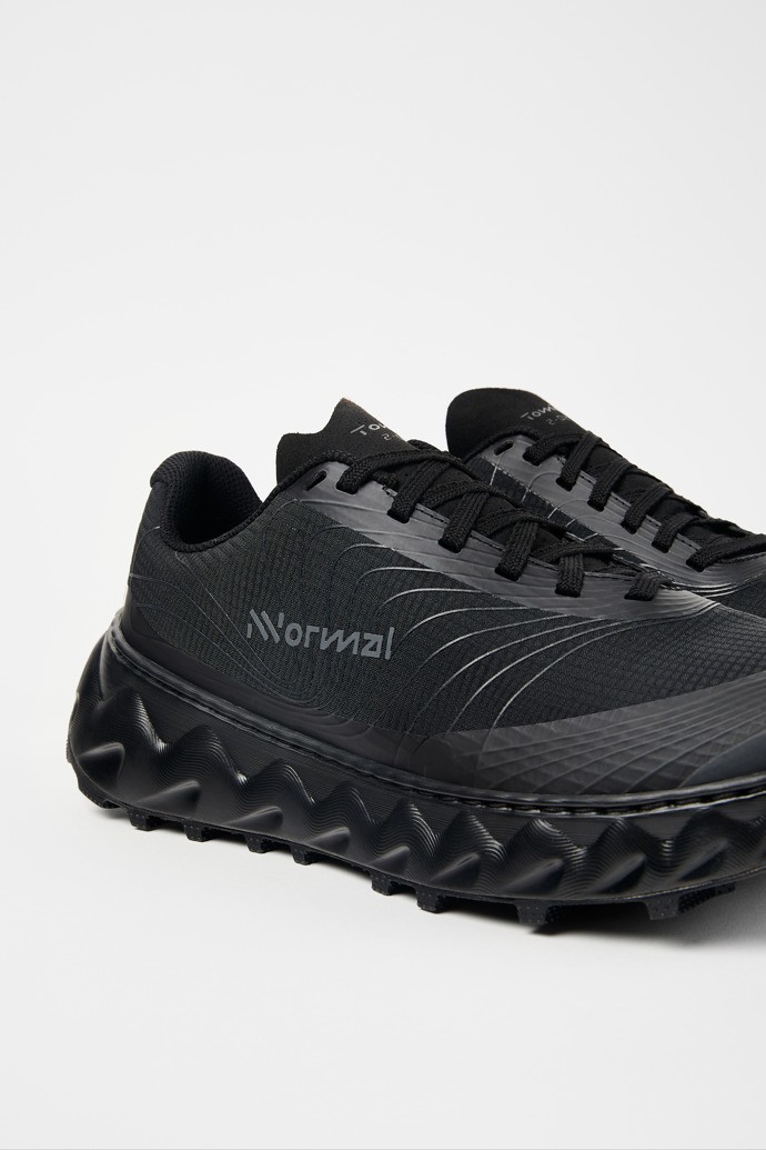 NNormal Tomir 2.0 Running Shoes Fekete | 184XLBZRT